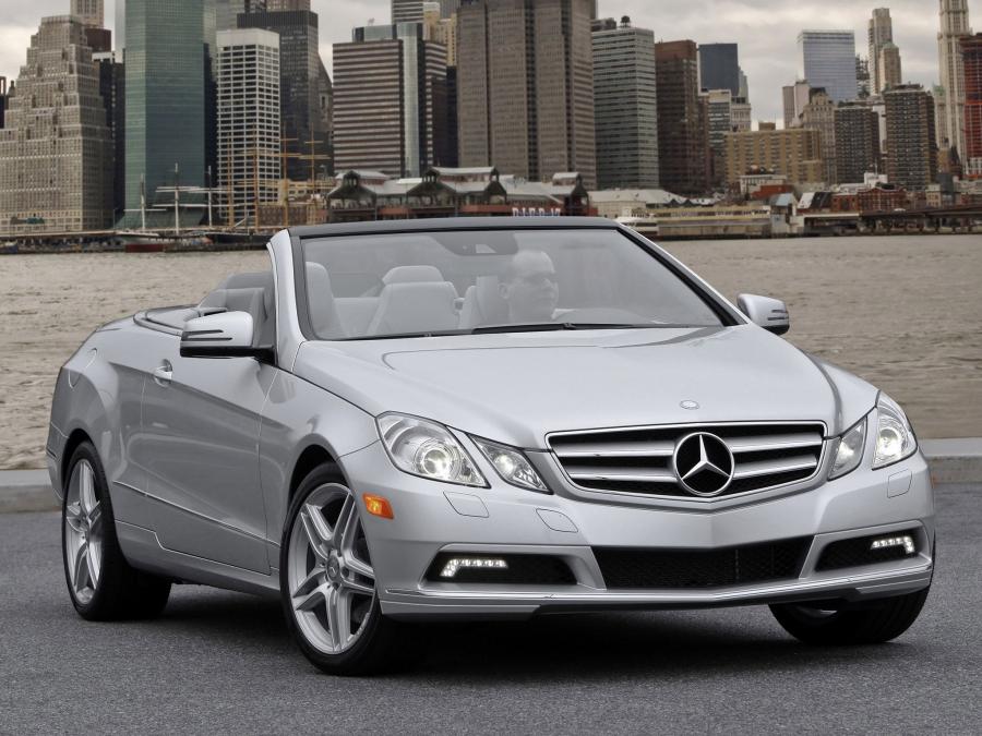  Mercedes-Benz E350 Cabriolet 2010 года  (US) (фото 18 из 21)